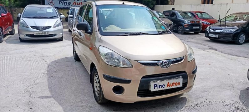 
								Hyundai i10  Era 2009 petrol full									