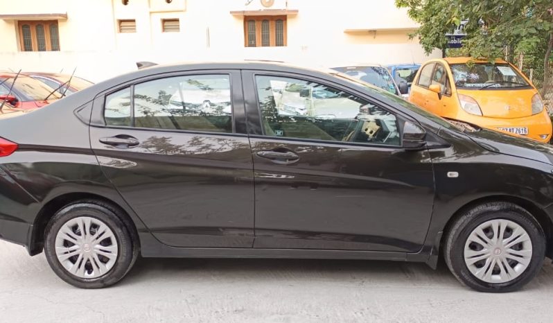 
								Honda City SV 2015 Diesel full									