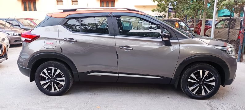 
								Nissan Kicks Xv 2023 Petrol full									