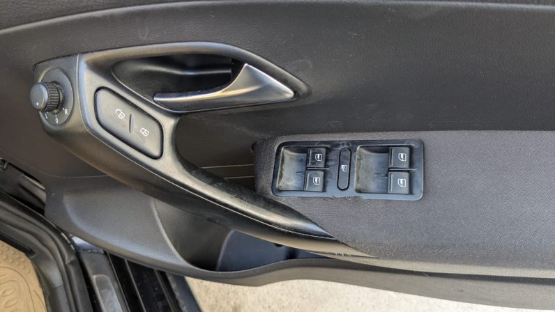 
								Volkswagen Cross Polo TDI 2015 Diesel full									