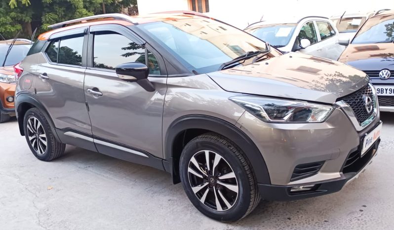 
								Nissan Kicks Xv 2023 Petrol full									