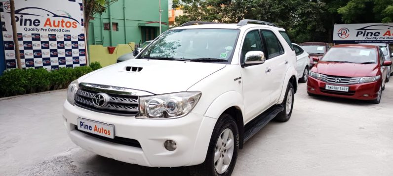 
								Toyota Fortuned 30 L 2010 diesel full									