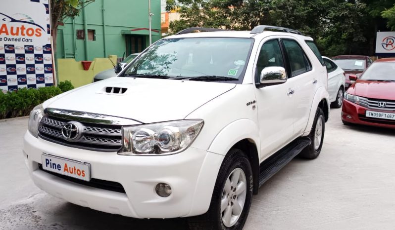 
								Toyota Fortuned 30 L 2010 diesel full									