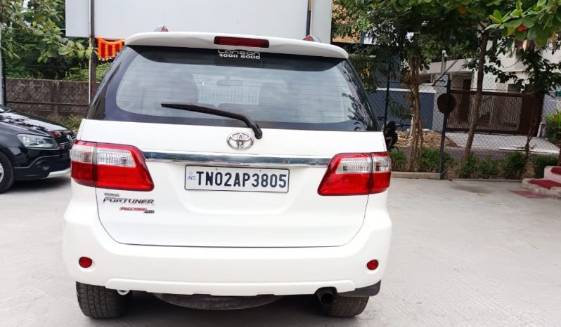 
								Toyota Fortuned 30 L 2010 diesel full									