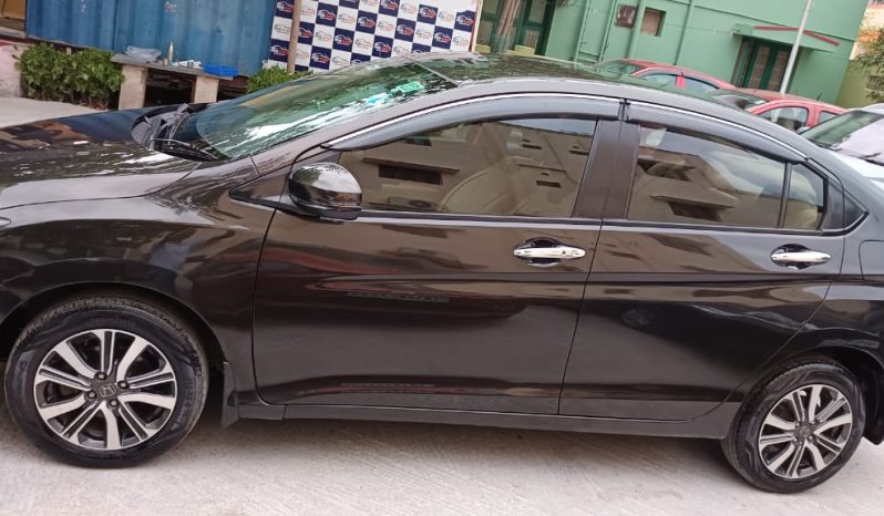 
								Honda City V 2018 petrol full									