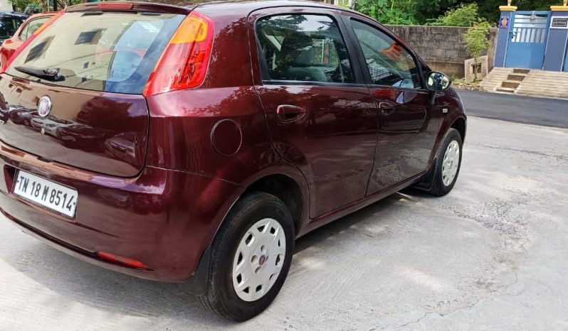 
								Fiat Punto 2012  diesel full									