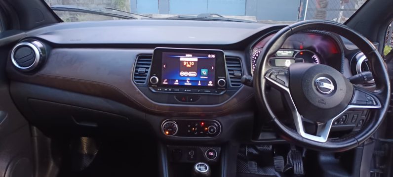 
								Nissan Kicks Xv 2023 Petrol full									