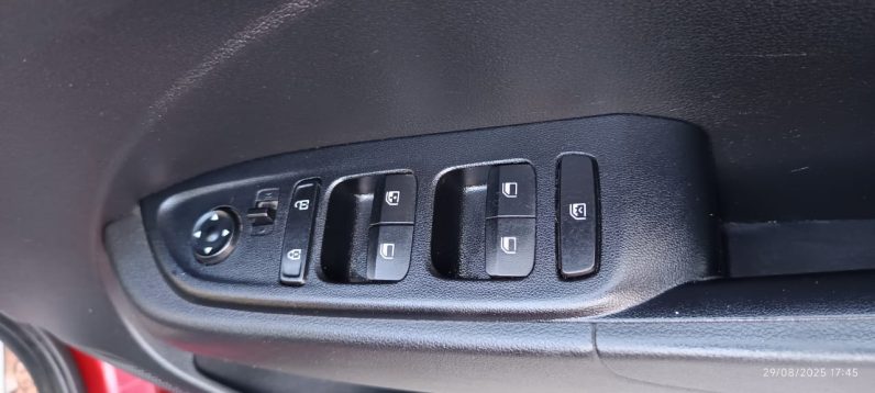 
								Hyundai Venue 1.2 s Petrol 2019 full									