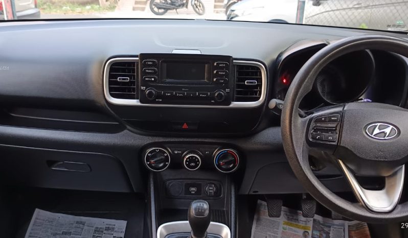 
								Hyundai Venue 1.2 s Petrol 2019 full									