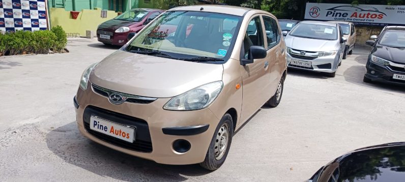 
								Hyundai i10  Era 2009 petrol full									