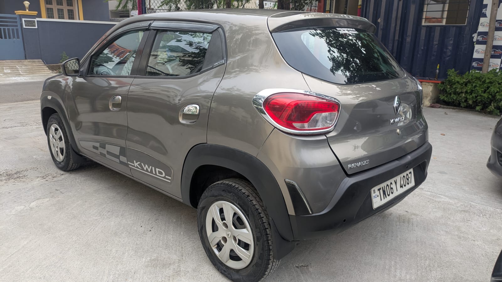 RENAULT KWID