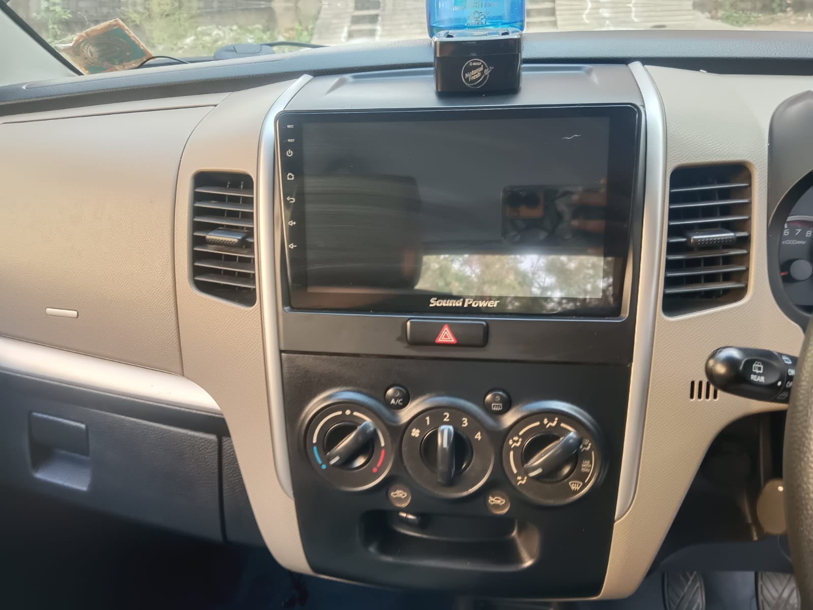 MARUTI SUZUKI WAGONR