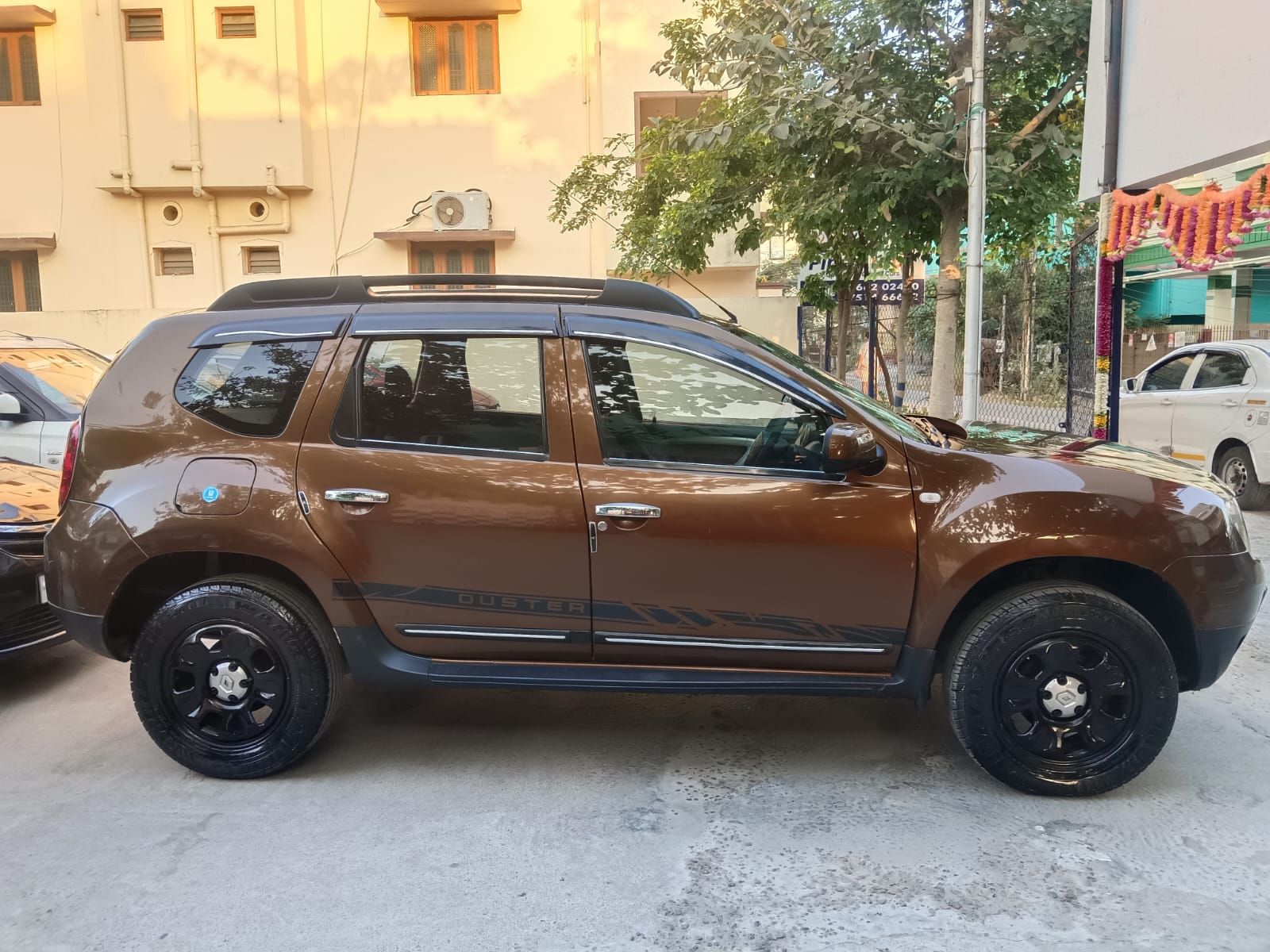 RENAULT DUSTER