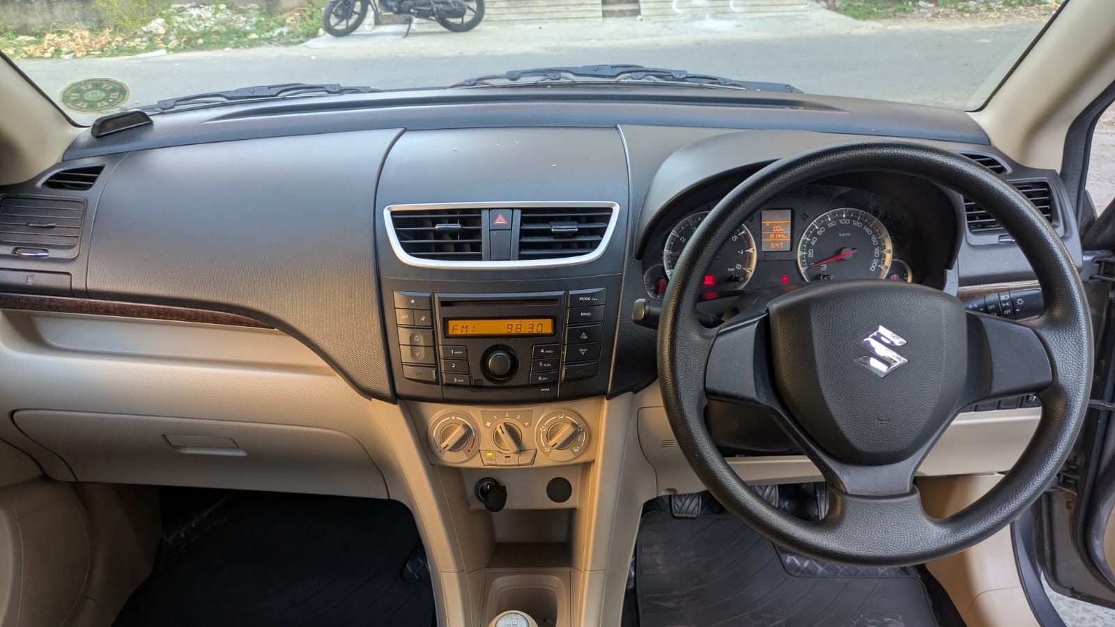 MARUTI SUZUKI SWIFT DZIRE